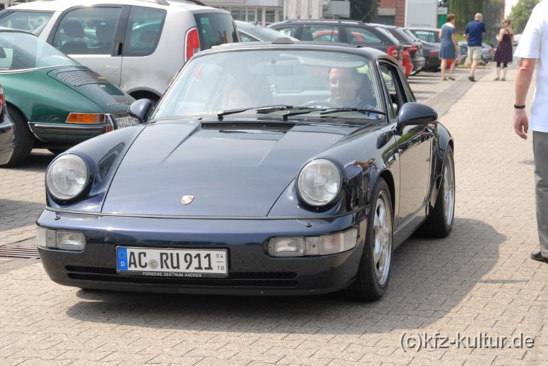 Porsche Zentrum Aachen 8634.JPG